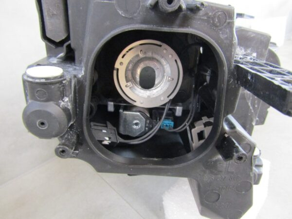 Koplamp Audi A4 B9 Xenon 15-19 8W0941005 LINKS A1063/4K/9D
