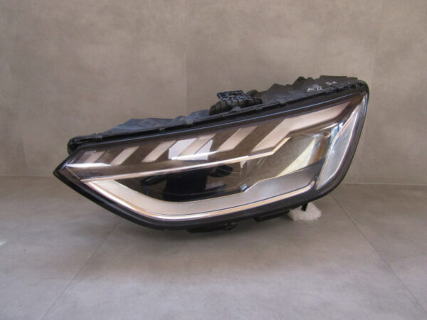 Koplamp Audi A4 B9 8W0 FACELIFT Full LED 19- 8W0941033E LINKS A949/B7