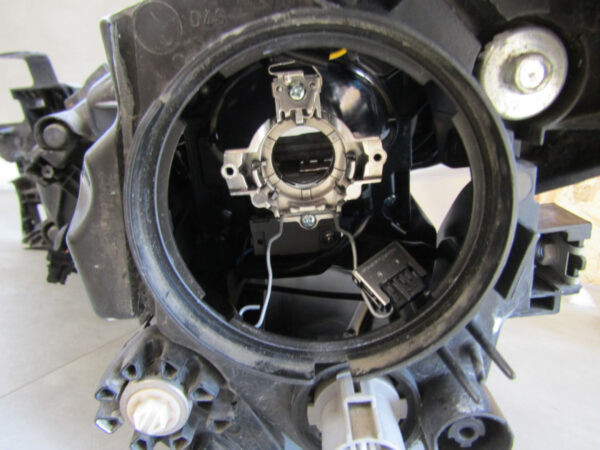 Koplamp MAZDA 3 III BM XENON 13-16 BHR251030 RECHTS S964/A171