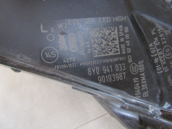 KOPLAMP AUDI A3 8Y 8Y0 FULL LED 20-24 8Y0941033 LINKS A981/5K/1D