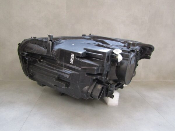 KOPLAMP MERCEDES B KLASSE W247 FACELIFT VOLLEDIGE LED MULTIBEAM 23- RECHTS S1033/E70