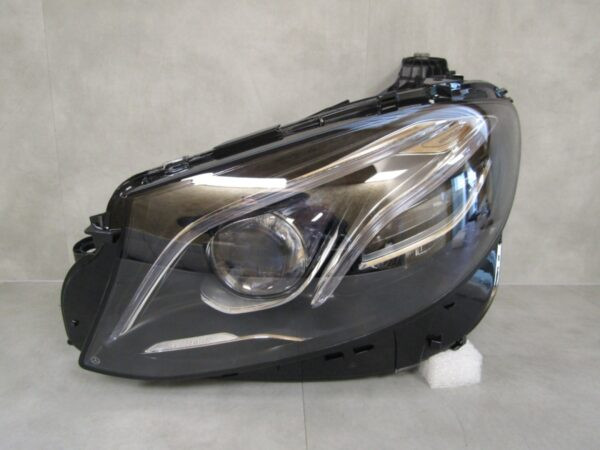 Koplamp Mercedes E Klasse W213 MULTIBEAM 16-20 A2139062706 LINKS S1049/D116