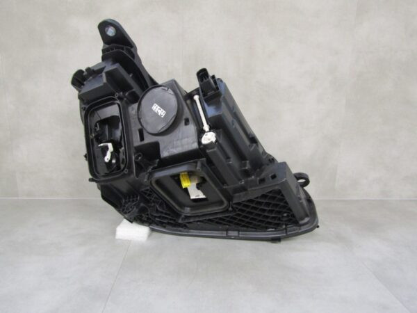 Koplamp Mercedes E Klasse W213 MULTIBEAM 16-20 A2139062706 LINKS S1049/D116