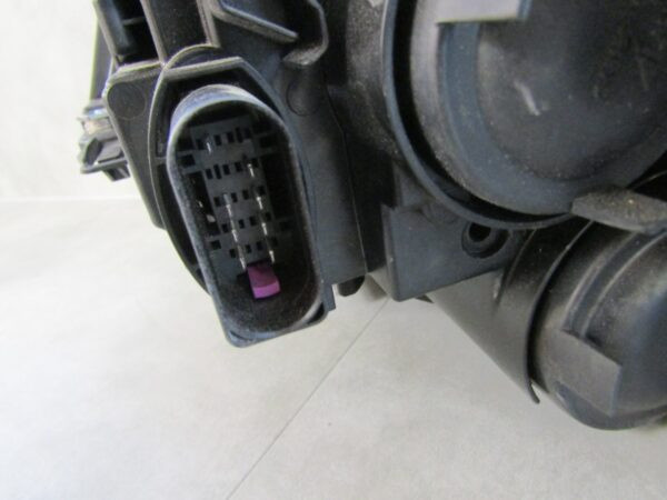 Koplamp VW VOLKSWAGEN TOURAN III 3 5TB STANDAARD 15- RECHTS A1096/4K/14C