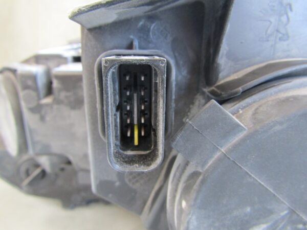 KOPLAMP Peugeot Partner 4 IV Rifter LED 18-23 9816827180 RECHTS S1046/K4/10B