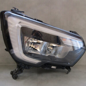 KOPLAMP RENAULT MASTER III FACELIFT STANDAARD 19-24 260105567R RECHTS S1035/K4/13B
