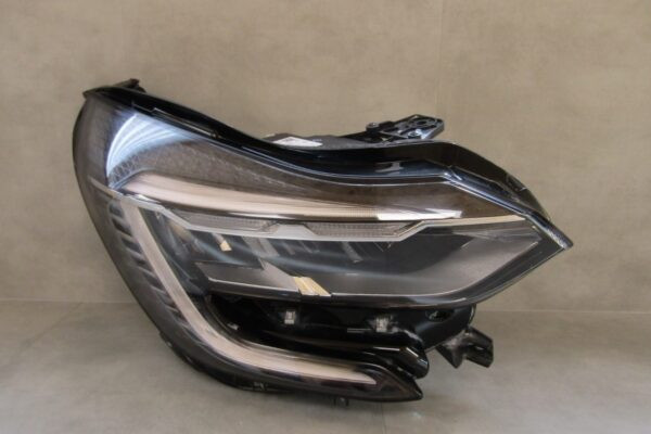 Koplamp Renault Captur 2 II LED Rechts 19-23 260104900R A1153/4K/13D