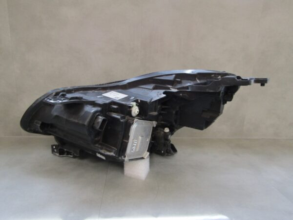 Koplamp Renault Captur 2 II LED 19-23 260104525R RECHTS S1042/K4/11B