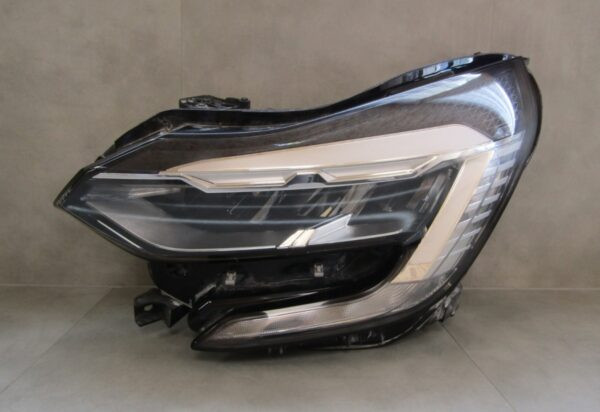 Koplamp Renault Captur 2 II LED 19-23 260608054R LINKS S1028/K4/13B