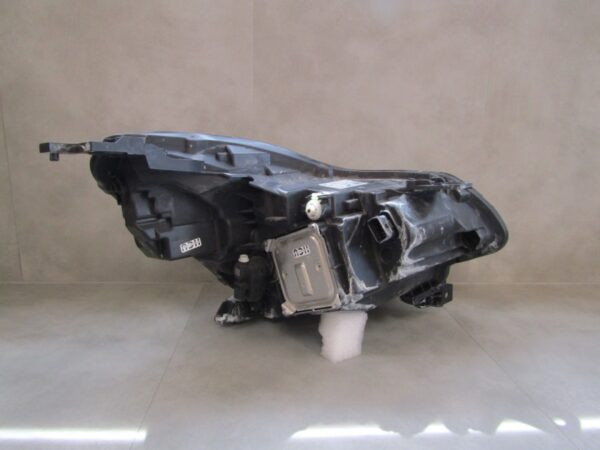 Koplamp Renault Captur 2 II LED 19-23 260608054R LINKS S1028/K4/13B