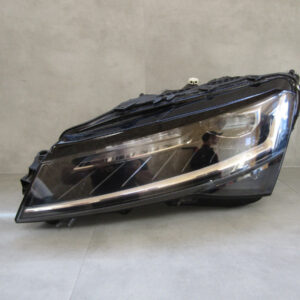 KOPLAMP SKODA SUPERB 3 III FACELIFT FULL LED 19- 3V1941015D LINKS A1037/D152