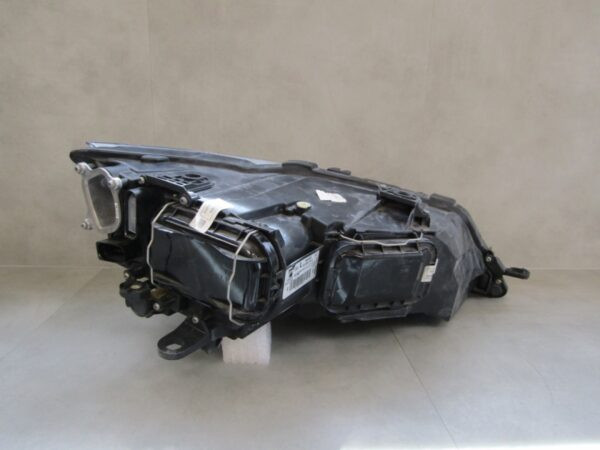 Koplamp Seat Leon 3 III standaard led- FACELIFT 17-21 5F1941015B LINKS S1044/K4/11B