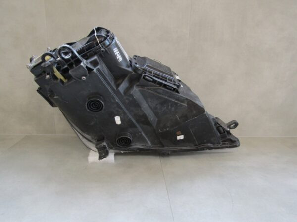 Koplamp Seat Leon 3 III standaard led- FACELIFT 17-21 5F1941015B LINKS S1044/K4/11B