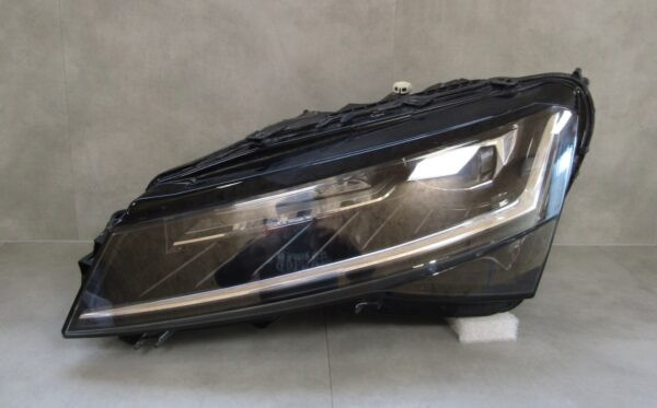 Koplamp Skoda Superb 3V1 3V III FACELIFT FULL LED 19-24 LINKS  S1020/4K/7C