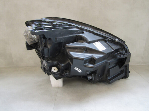 KOPLAMP MERCEDES GLA KLASSE W156 FACELIFT HIGH LED PERFORMANCE 17-20 A1569067100 LINKS A1034/C180