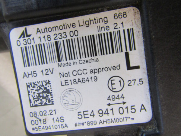 Koplamp Skoda Octavia IV Full-LED 19-24 5E4941015A LINKS A998/4K/2D