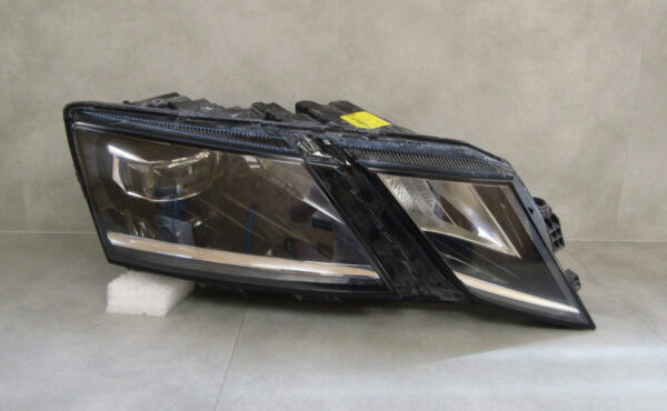 KOPLAMP SKODA OCTAVIA 3 III FACELIFT FULL LED 16-20 5E1941016D RECHTS S919/4K/16B