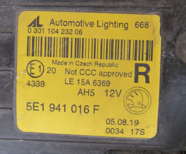 KOPLAMP SKODA OCTAVIA 3 III FACELIFT FULL LED 16-20 5E1941016F RECHTS S940/D1