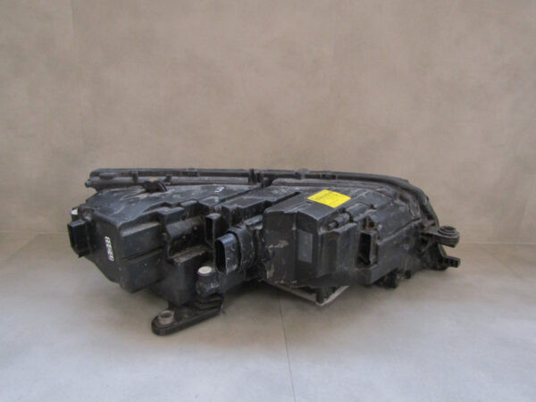 KOPLAMP SKODA OCTAVIA 3 III FACELIFT FULL LED 16-20 5E1941015F LINKS  S936/D110