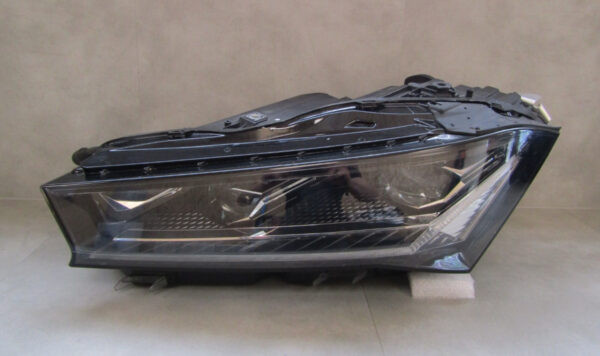 KOPLAMP SKODA SUPERB 4 IV FULL LED 23- 3P1941015 COMPLEET LINKS S942/K4/14F