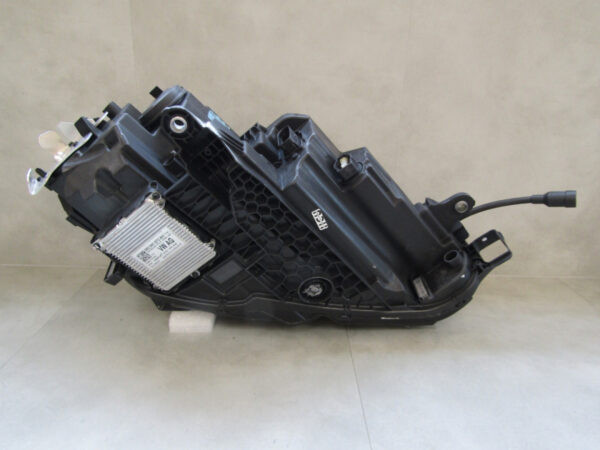 KOPLAMP SKODA SUPERB 4 IV FULL LED 23- 3P1941015 COMPLEET LINKS S942/K4/14F