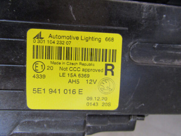 KOPLAMP SKODA OCTAVIA 3 III FACELIFT FULL LED RH 16-20 5E1941016E RECHTS A999/4K/2D