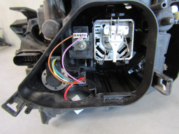KOPLAMP AUDI Q3 8U0 XENON 11-14 8U0941004H RECHTS A985/5K/2A