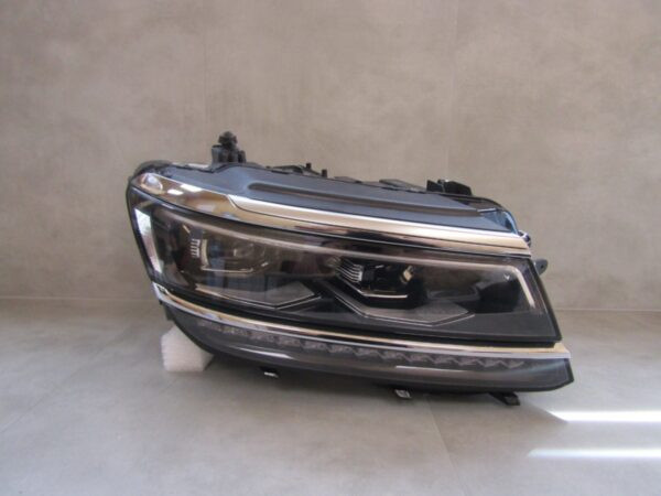 Koplamp Volkswagen Tiguan 2 II 5NB Full LED Rechts 16-20 5NB941082D A1123/4K/9G