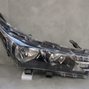 Toyota Corolla E16 E17 E18 Led 13-16 81110-02E70-00 RECHTS S959/A145