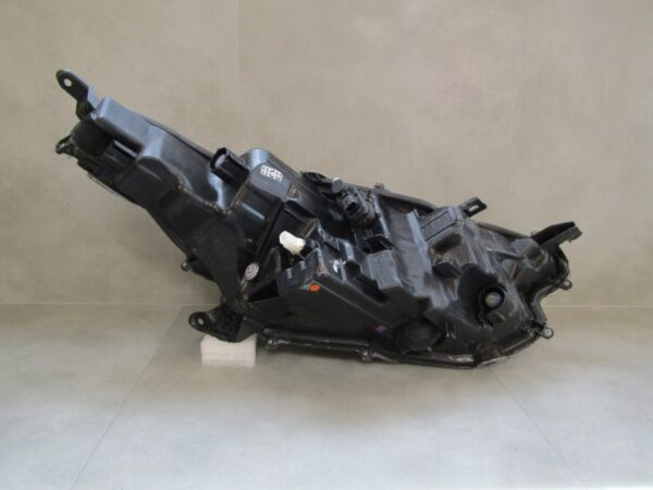 KOPLAMP TOYOTA YARIS IV 4 LED LH 20- LINKS S1032/F80