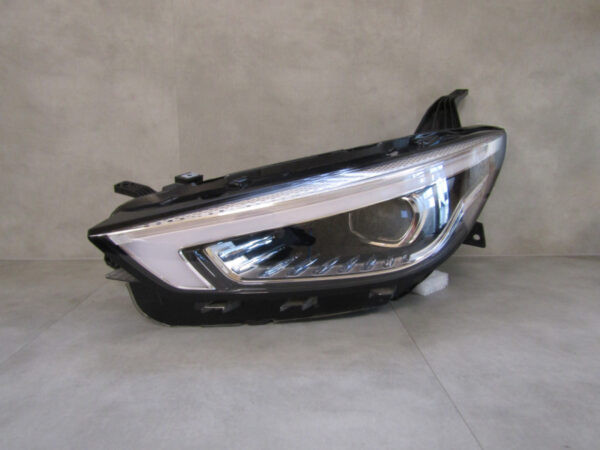 KOPLAMP MG ZS I FACELIFT FULL LED 19- 10550753 LINKS A1050/4K/12D