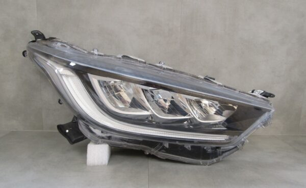 KOPLAMP TOYOTA YARIS IV 4 LED RECHTS RECHTS MAZDA 2 20- S1084/K4/9A