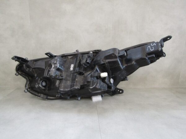 KOPLAMP TOYOTA YARIS IV 4 LED RECHTS RECHTS MAZDA 2 20- S1084/K4/9A