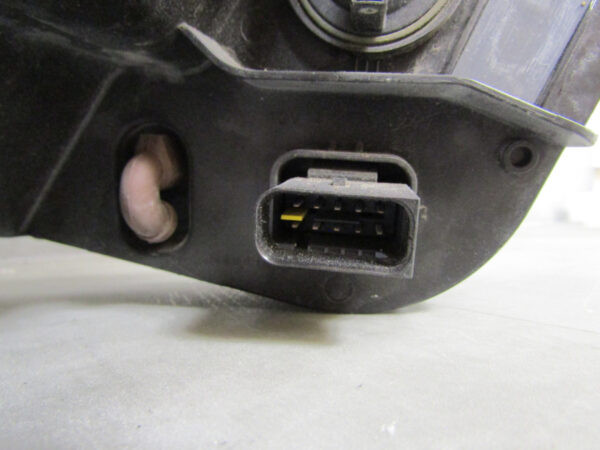 KOPLAMP TOYOTA PROACE 2 II XENON 16-23 9808589980-00 LINKS A1039/4K/13E