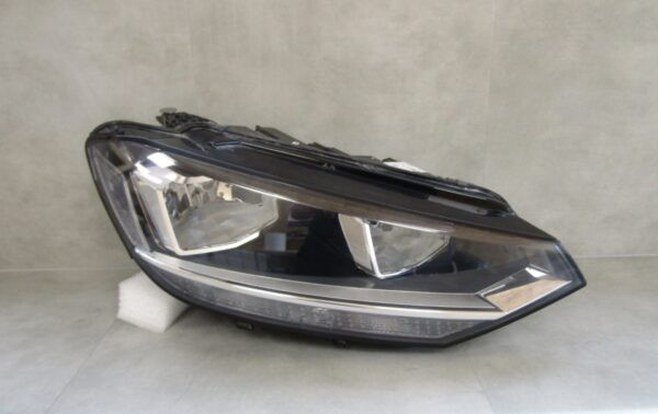 Koplamp VW VOLKSWAGEN TOURAN III 3 5TB Standaard 15- 5TB941006A Rechts A1165/4K/10D