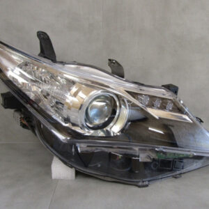 KOPLAMP Toyota Auris II 2 NORMALE LENS MET LED 12-15 RH RECHTS 81110-02E20  S1106/C36