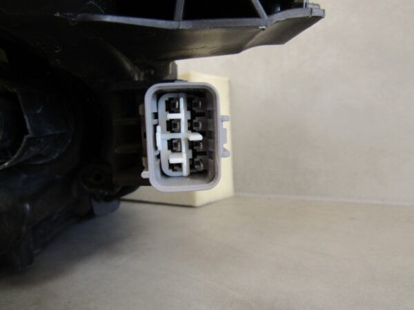KOPLAMP Toyota Auris II 2 NORMALE LENS MET LED 12-15 RH RECHTS 81110-02E20  S1106/C36