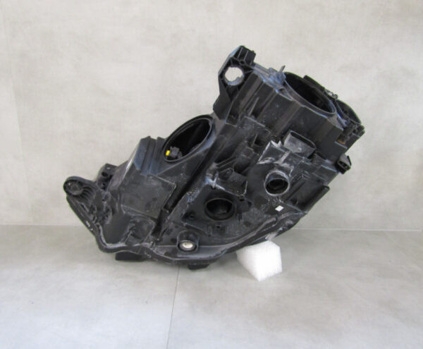 Koplamp Audi A3 8V FACELIFT Xenon 16-20 8V0941006E RECHTS A1029/B194