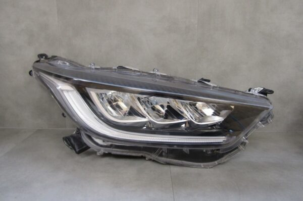 KOPLAMP TOYOTA YARIS IV 4 LED RECHTS MAZDA 2 20- A1166/4K/15E