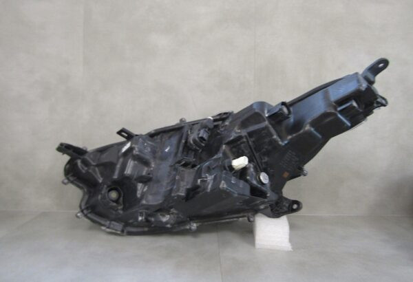KOPLAMP TOYOTA YARIS IV 4 LED RECHTS MAZDA 2 20- A1166/4K/15E