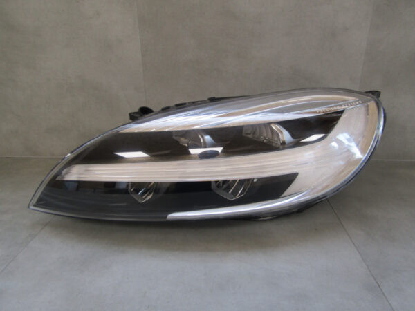 Koplamp Volvo V40 2 II FACELIFT MID LED 16-19 32228483 LINKS Q917/E180