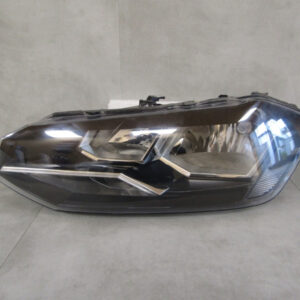 KOPLAMP VW VOLKSWAGEN Polo 2G REGULAR 17-20 2G1941005 LINKS Q1021/B111