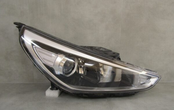KOPLAMP HYUNDAI I30 III NORMALE LENS 17-20 RH RECHTS 92102G4020 S1103/E82