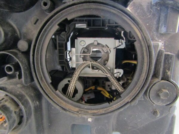 Koplamp Hyundai Santa FE III XENON 12-15 2W92L DM002 LINKS Q975/K4 3B