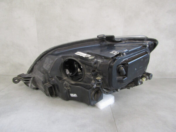KOPLAMP VOLKSWAGEN VW Golf V Plus XENON 05-09 RECHTS Q860/K4 3B