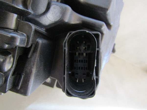 Koplamp Mercedes B Klasse W247 FACELIFT FULL LED MULTIBEAM 23- A2479061304 LINKS S885/K4/3F