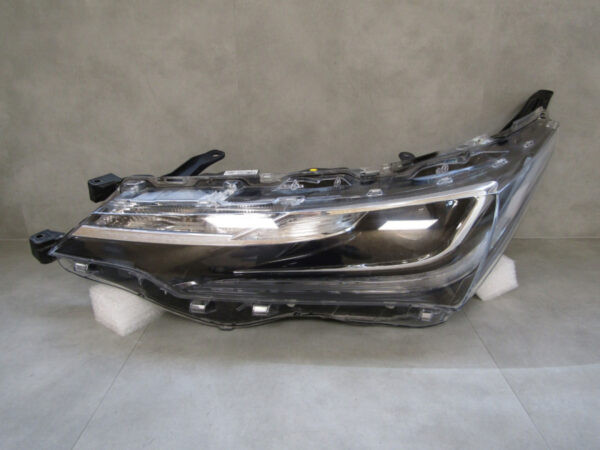 Koplamp Toyota Corolla E16 FACELIFT FULL LED 16-19 8115002l70 LINKS Q914/K5 1G