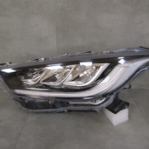 Koplamp Toyota Yaris 4 IV MAZDA 2 LED LH LINKS 20- Q1029/K5 11B