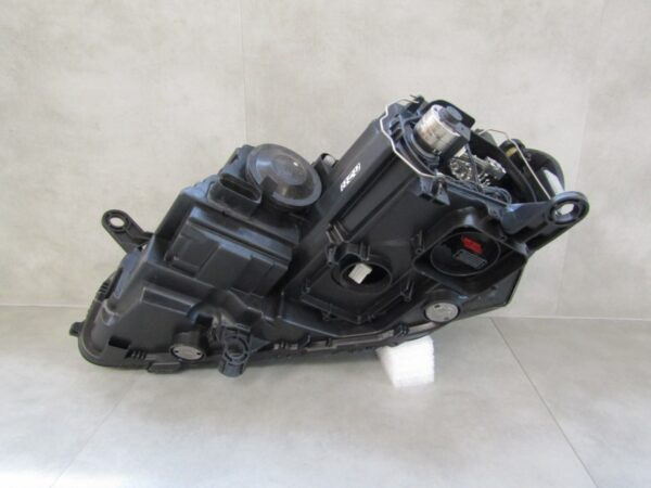 KOPLAMP VOLKSWAGEN VW Passat B7 XENON LED 10-14 3AB941752 RECHTS Q977/K4 6D