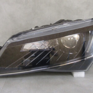 KOPLAMP SKODA SUPERB 3 III XENON 15-19 LH LINKS 3V1941015B S1099/B71